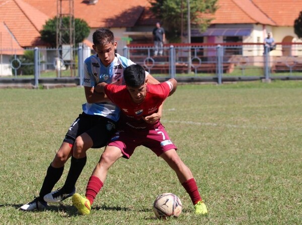 La fecha 8 solo arrojó triunfos en la Sub 17 - APF