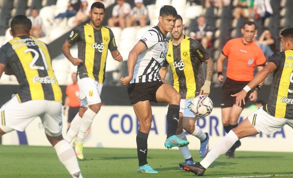 Libertad se frena en casa ante Guaraní, que le hace un guiño a Olimpia