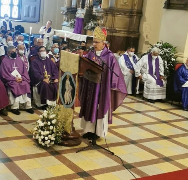 Monseñor Adalberto Martínez asumió como Arzobispo de Asunción | 1000 Noticias