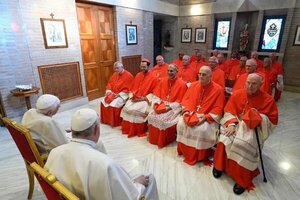 Benedicto XVI fue visitado por Francisco y los nuevos cardenales