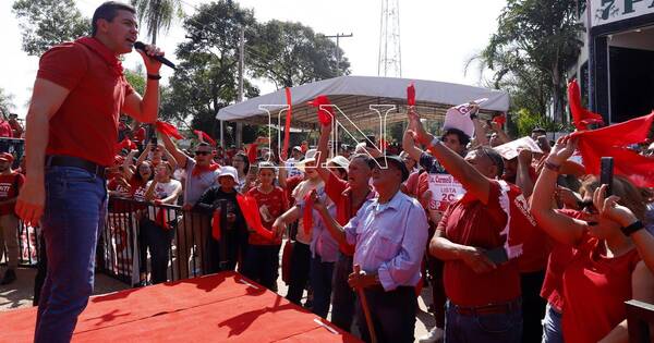 La Nación / Para precandidato, Santiago Peña hará realidad los sueños de miles de cordilleranos