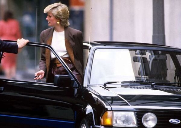 Icónico automóvil de la princesa Diana fue subastado en más de USD 850.000