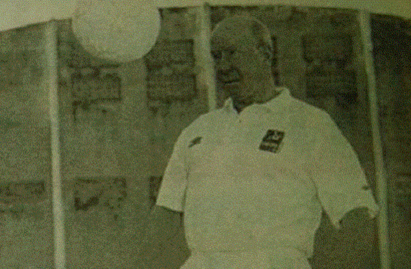 Diario HOY | La visita de Sir Bobby Charlton a la Toldería