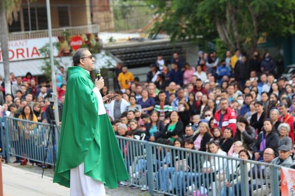 Caacupé: cuestionan la corrupción de nuestro país durante misa - Nacionales - ABC Color