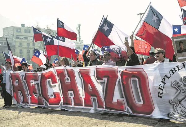 Encuestas apuntan al rechazo de una nueva Constitución en Chile