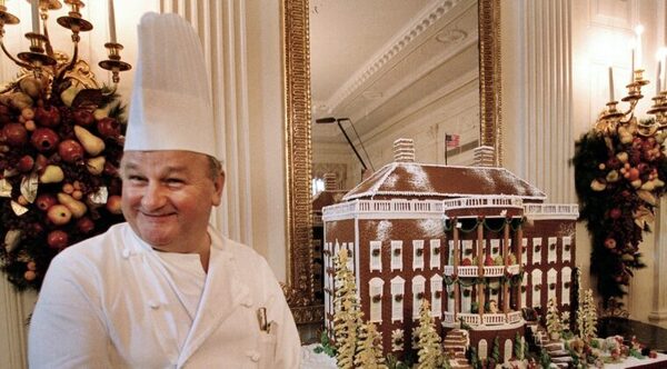 Muere Roland Mesnier, jefe pastelero de la Casa Blanca durante 25 años