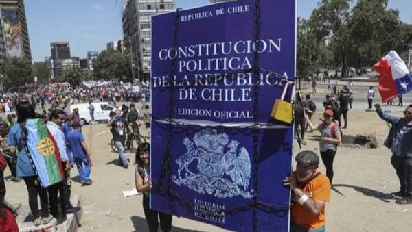Chile: Referéndum constitucional divide al país y se abre un panorama incierto para el gobierno de Boric - ADN Digital
