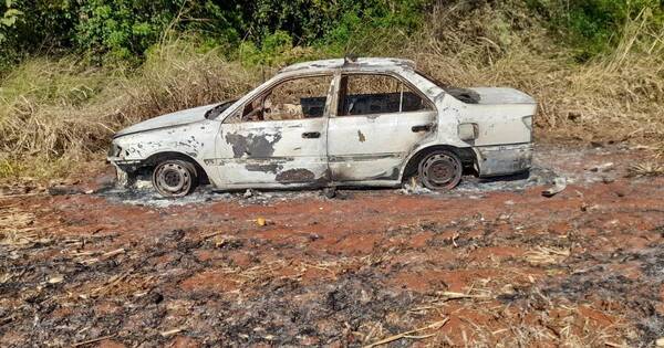 La Nación / Un hombre quemó el auto de su esposa por denuncia de violencia familiar