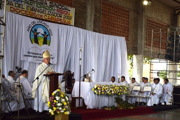 En el Día del Evangelizador, Monseñor Ocampo pide a feligreses saber elegir a próximas autoridades  - Nacionales - ABC Color