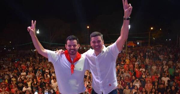 La Nación / Santiago Peña inspira confianza en la gente, destaca intendente cordillerano tras multitudinaria gira