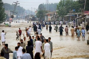 Más de 1000 fallecidos en Pakistán tras catastróficas inundaciones
