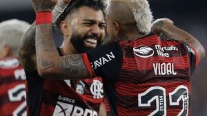 Flamengo se impone al Botafogo de Gatito Fernández