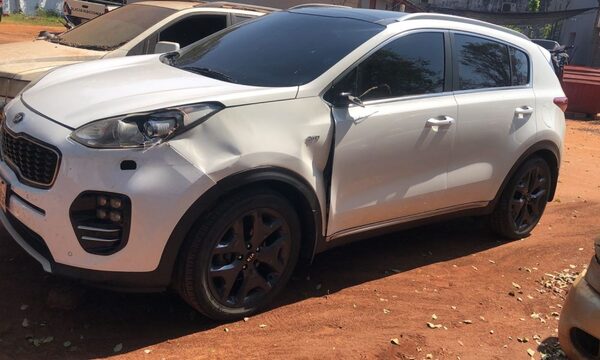Peatón queda lesionado tras ser atropellado por camioneta
