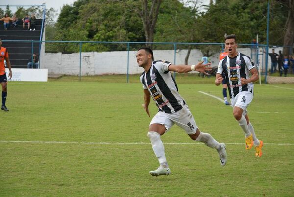 Triunfo clave de Santaní en la Intermedia - Fútbol - ABC Color