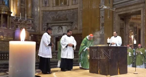 La Nación / Adalberto Martínez celebró su primera misa