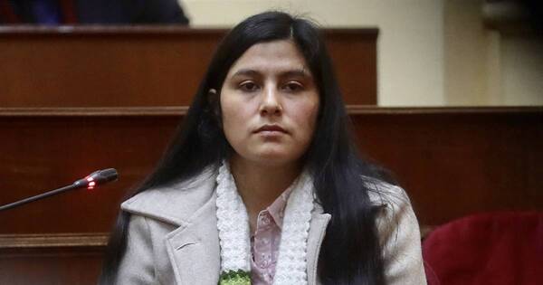 La Nación / Justicia peruana dicta prisión preventiva por 30 meses para cuñada de Pedro Castillo