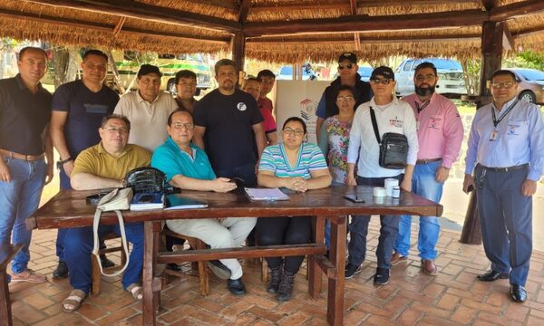 Comunicadores se reorganizan en busca de sede social