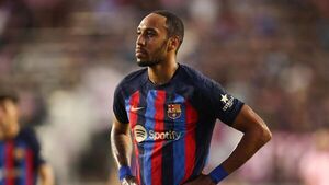 Diario HOY | El jugador del Barça Aubameyang sufre un robo violento en su casa
