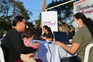 ​Ciudad Mujer Móvil brindó cerca de 600 servicios en Mariano Roque Alonso