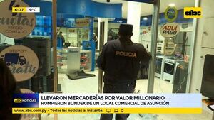 Detienen a mujer por herir a víctima en asalto - ABC Noticias - ABC Color