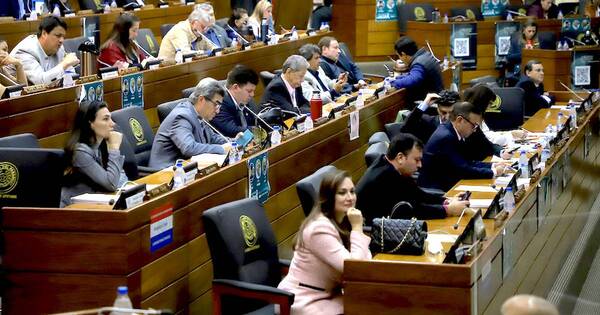 La Nación / Empresarios esperan que proceso electoral no desplace a la economía