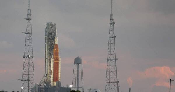 La Nación / NASA cancela lanzamiento megacohete a la Luna