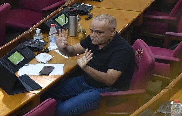 ¿Basilio Núñez el moroso de una cooperativa? | Noticias Paraguay