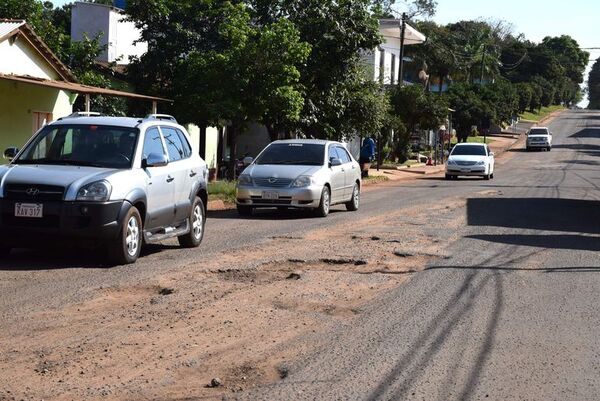 Concejales urgen al ejecutivo municipal la reparación de las calles nepomucenas - Nacionales - ABC Color