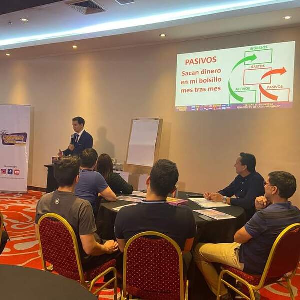 Cashflow: Exitoso encuentro de capacitación en Encarnación