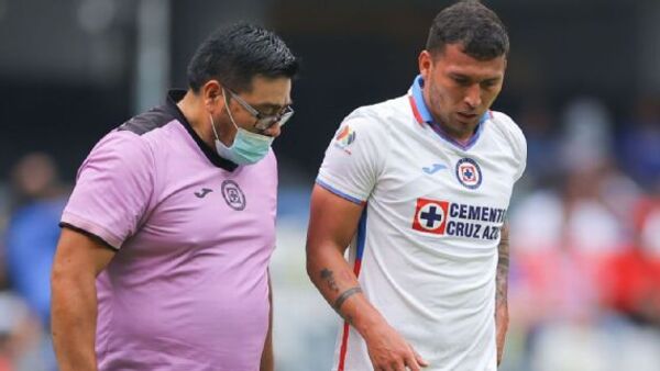 Juan Escobar sufrió una rotura de ligamentos y se pierde el resto del año - Fútbol Internacional - ABC Color