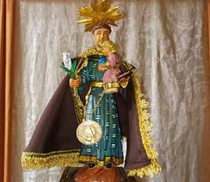 Crónica / ¡Qué hijos del Demonio!: se robaron a un santo de una iglesia