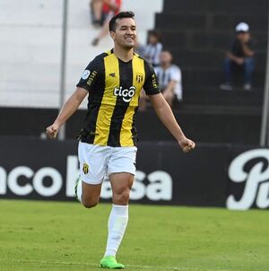 Néstor Camacho, tras la marca goleadora de PZ - Fútbol - ABC Color