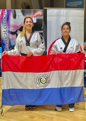 Takwondo: Mayra y Alicia conquistan oro - Polideportivo - ABC Color