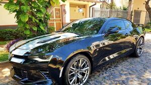 Ofrece recompensa de G. 20 millones para recuperar su auto "robado"