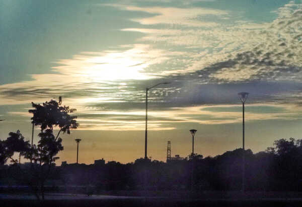 Meteorología pronostica martes frío a cálido