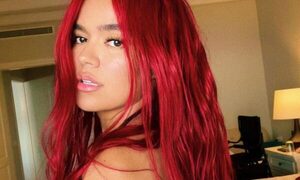 Karol G es acusada de copiar a Britney Spears en su nuevo video musical