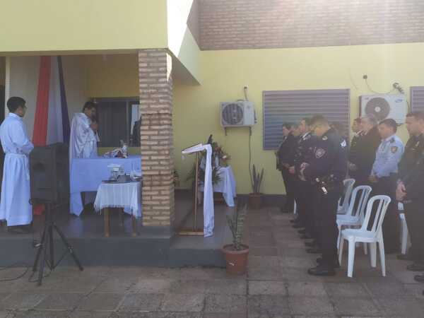 Honran a Santa Rosa de Lima, patrona de la Policía Nacional