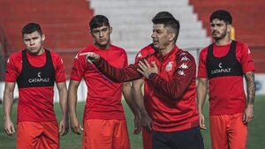 FLORENTÍN DEJÓ ATRÁS SU DISCURSO Y SIGUE EN GENERAL CABALLERO