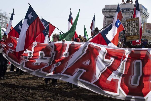 Apruebo o rechazo: Chile vive días candentes en vísperas de un plebiscito constitucional - Mundo - ABC Color