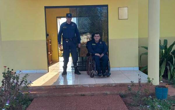 Crónica / Policía ejemplar: "Santa Rosa de Lima nos protege siempre"