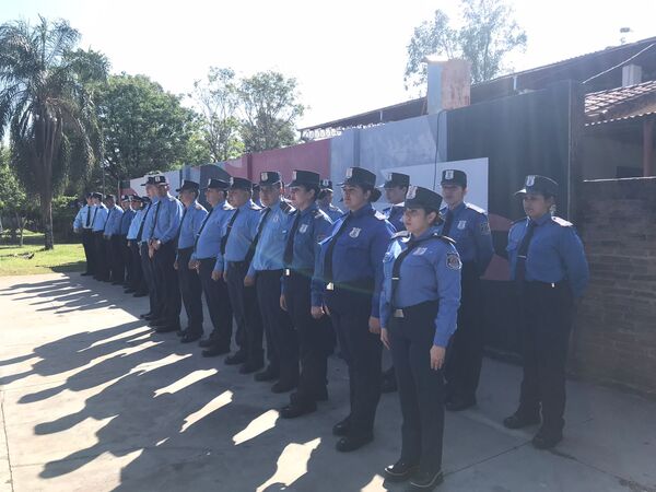 Ascenso de agentes de la Policía Municipal de Encarnación
