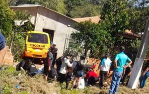 Choque de transporte escolar deja varios heridos en Hernandarias - ABC en el Este - ABC Color