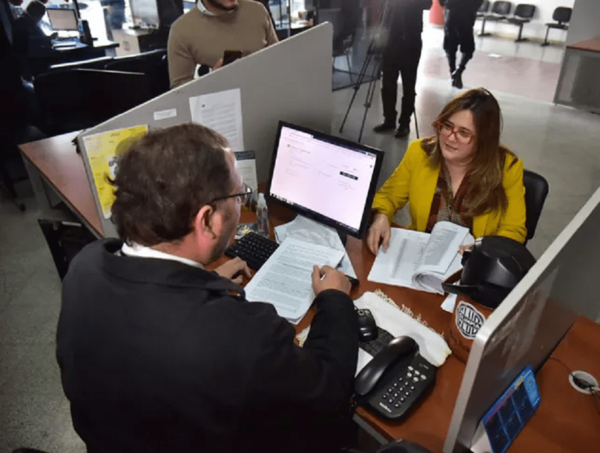 Denuncian al Defensor del Pueblo por supuesto recaudación indebida a objetores de conciencia · Radio Monumental 1080 AM