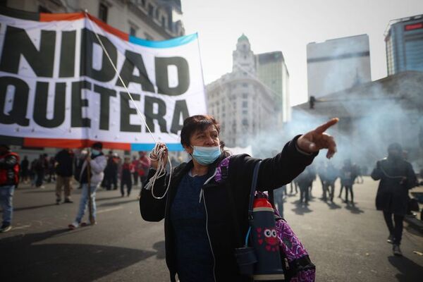 Argentina aumenta prestaciones familiares para trabajadores de pocos ingresos - Mundo - ABC Color