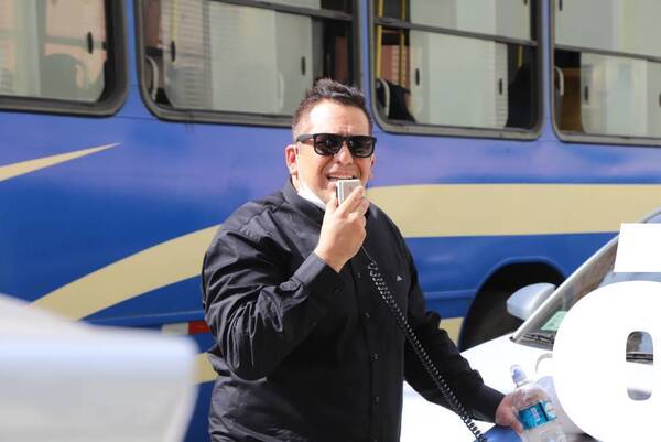 Crónica / El Defensor es muy buen “arquero” para “atajar” billetes ndajeko: ¿tragó millonada?