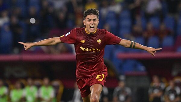 Doblete de Dybala en su primera gran noche en Roma