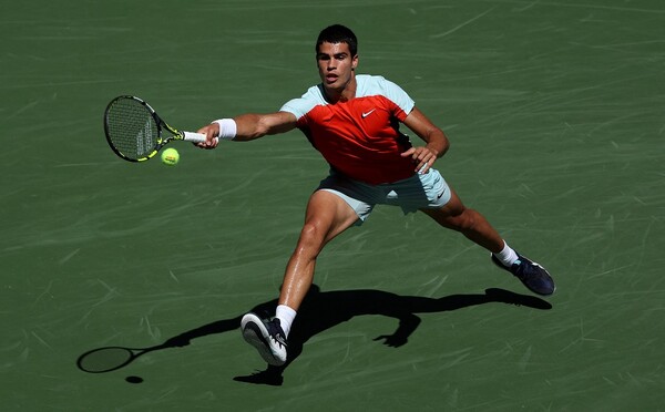Diario HOY | Alcaraz avanza en el US Open tras abandono del argentino Báez