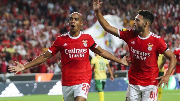 Benfica, nuevo líder tras ganar al Paços de Ferreira
