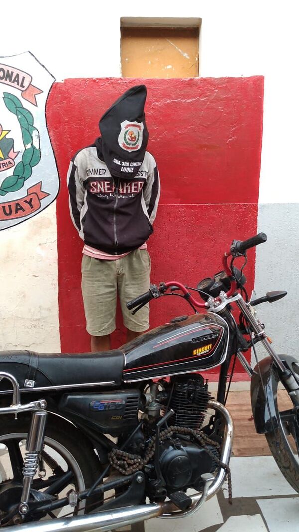 Luque: recuperan moto y detienen a sujeto con varios antecedentes - Policiales - ABC Color