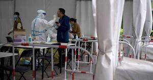 La Nación / Confinamientos por covid siguen y afectan a millones en China